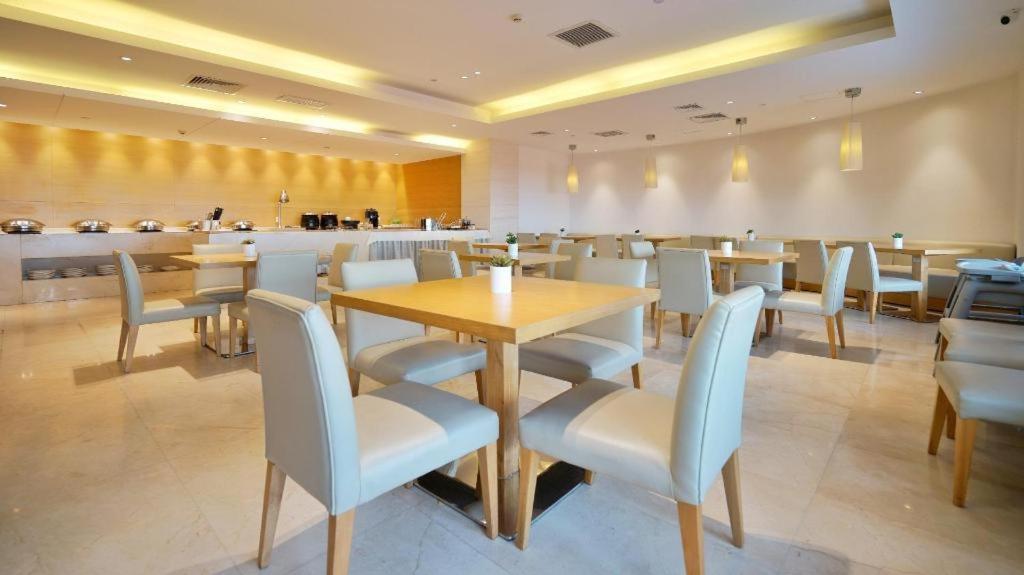 Ji Hotel Tianjin Binjiangdao Екстер'єр фото